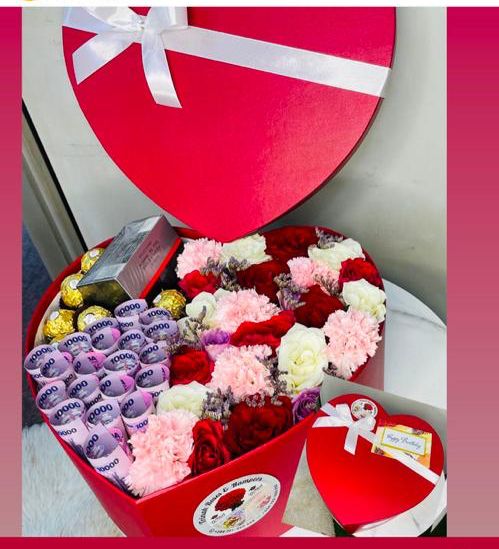 Luxury Box Hamper – UGX 200,000 Cash, Perfume, Chocolates &amp; Box Flowers