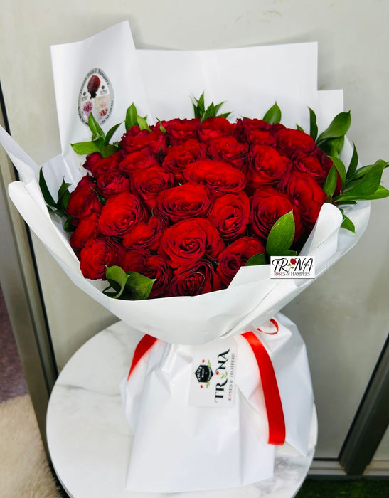 Radiant Red & Green Elegance Bouquet