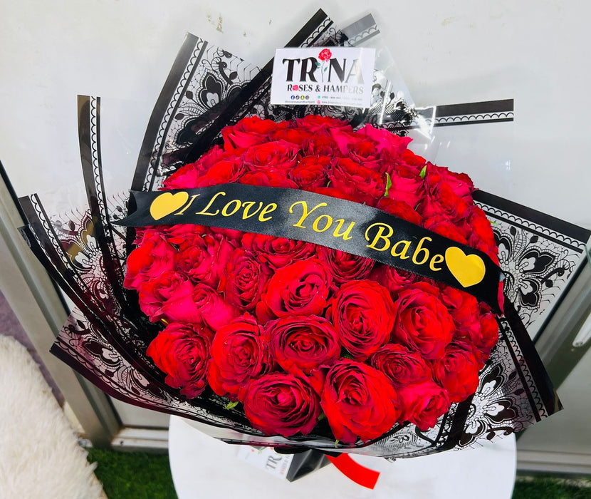 I Love You, Babe” Romantic Bouquet – Edition Two