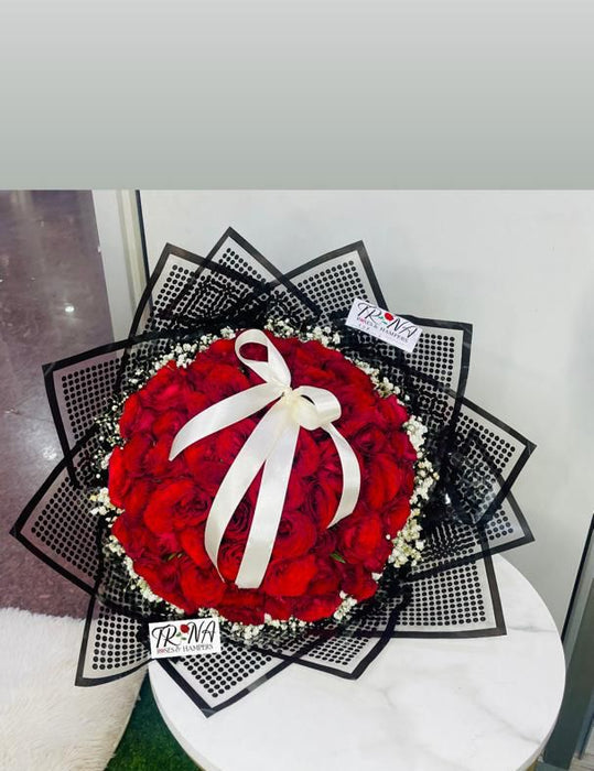 Luxury Reds Bouquet